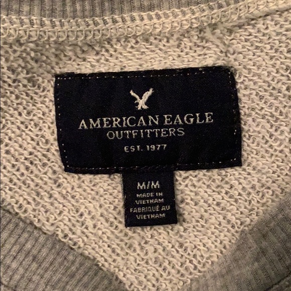 American Eagle Cropped Sweatshirt - Picture 3 of 3